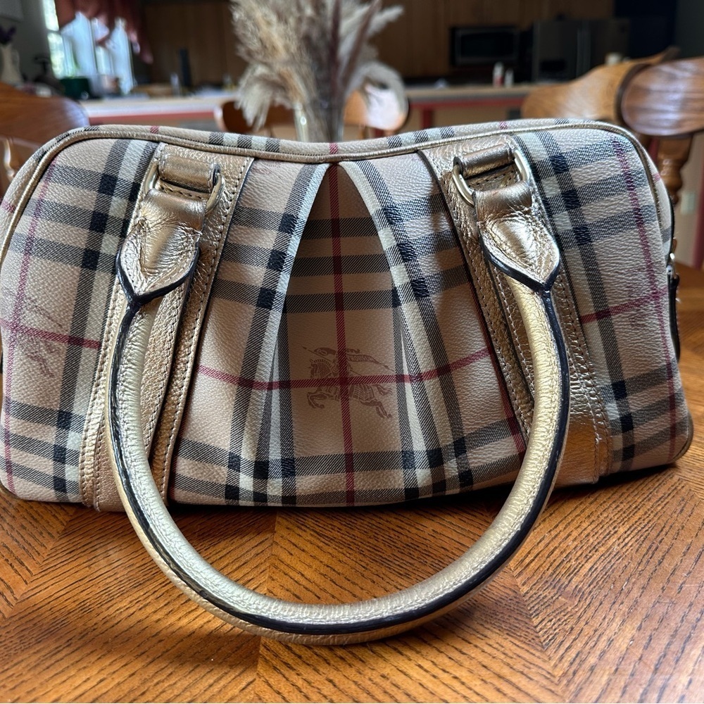Burberry Haymarket Check PVC Leather with Gold Accents & COA - Picture 10 of 10